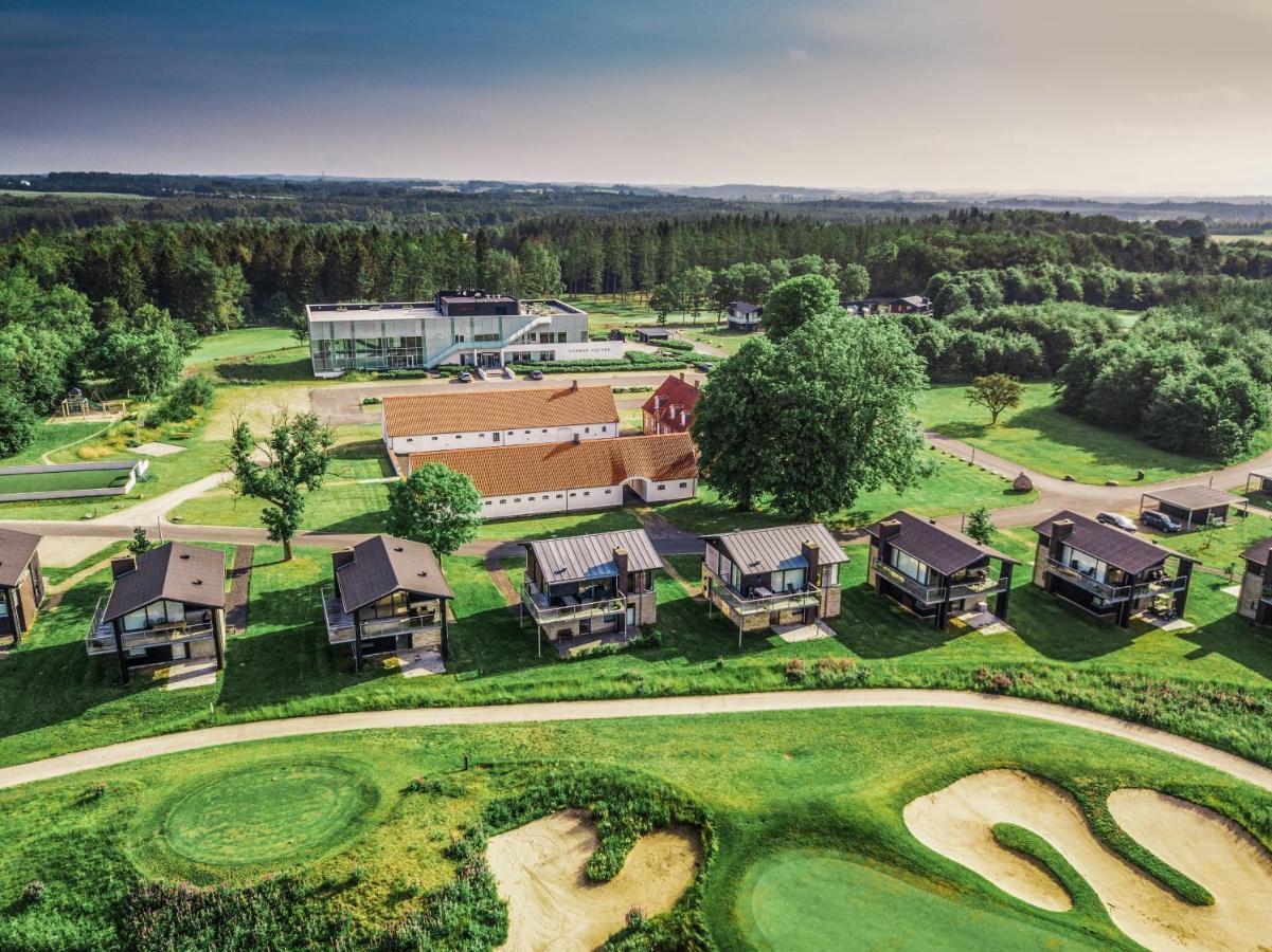 Luebker Golf Resort Nimtofte Bagian luar foto