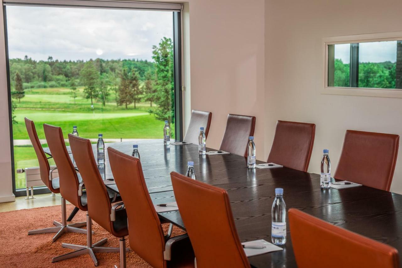 Luebker Golf Resort Nimtofte Bagian luar foto